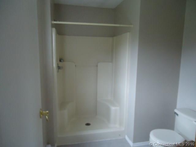 1084 Boston Tpke, Coventry, CT 06238