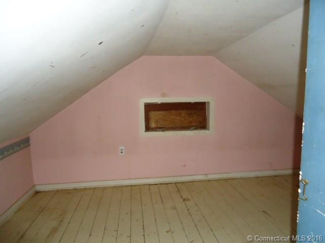 1084 Boston Tpke, Coventry, CT 06238