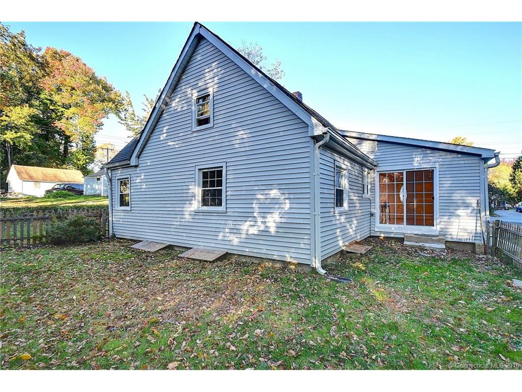 34 Echo Rd, Coventry, CT 06238