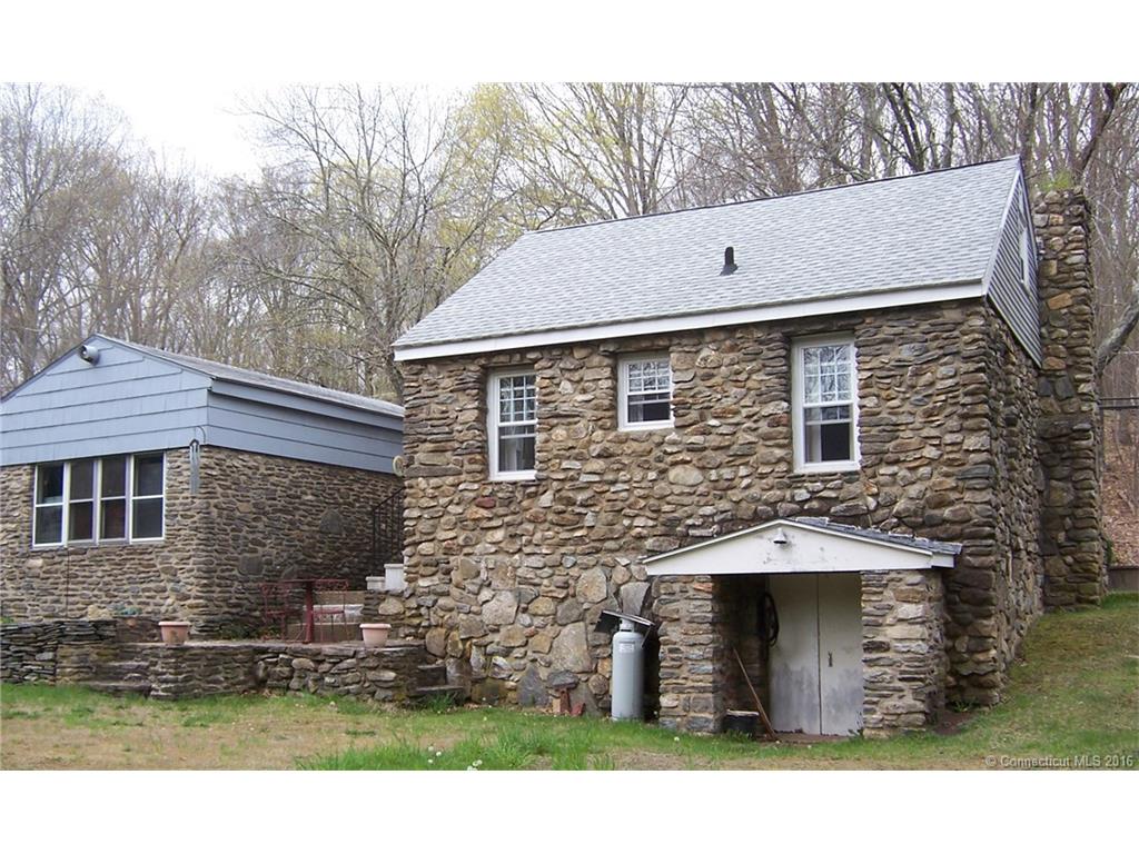 83 Daly Rd, Coventry, CT 06238