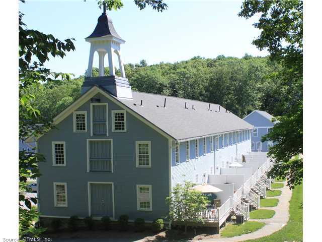 28 Armstrong Road, Coventry, CT 06238