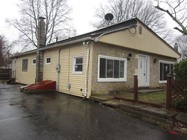 20 Hickory DrCoventry, CT, 06238Tolland County