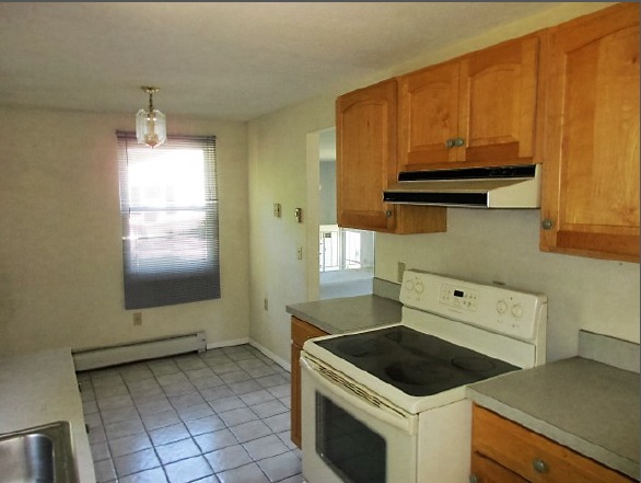 41 N River Ln, Danielson, CT 06239