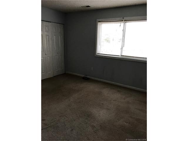 22 Wyndham Lndg, Killingly, CT 06239