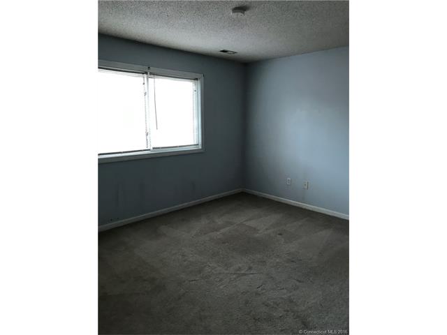 22 Wyndham Lndg, Killingly, CT 06239