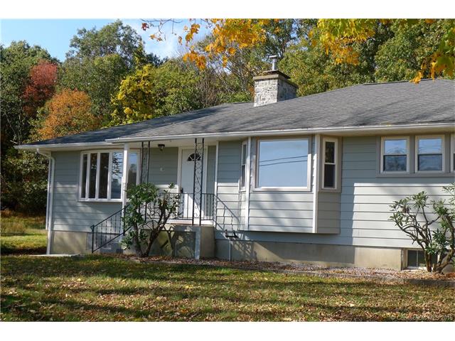 10 All Hallows Rd, Plainfield, CT 06239