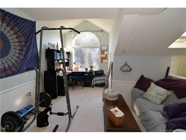 302 Whetstone Mls, Killingly, CT 06241