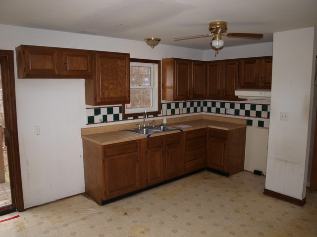 28 Otis StDayville, CT, 06241Windham County