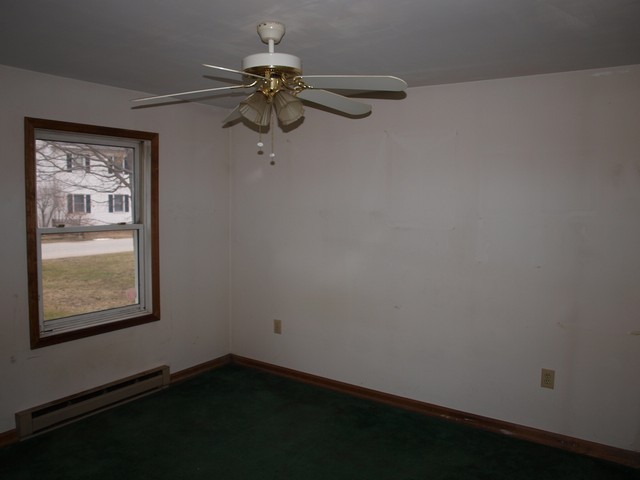 28 Otis StDayville, CT, 06241Windham County