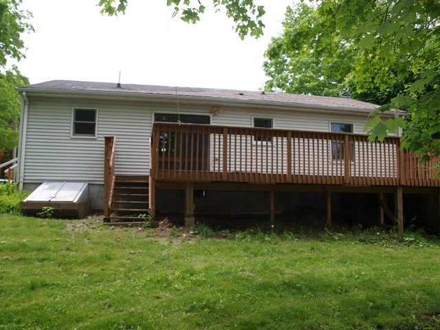 28 Otis StDayville, CT, 06241Windham County