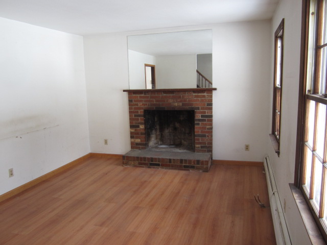 46 Wellswood RdHebron, CT, 06248Tolland County
