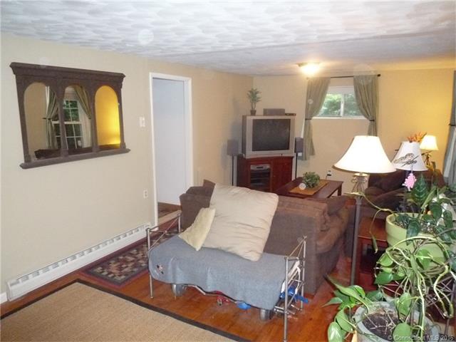 125 Diane Dr, Lebanon, CT 06249