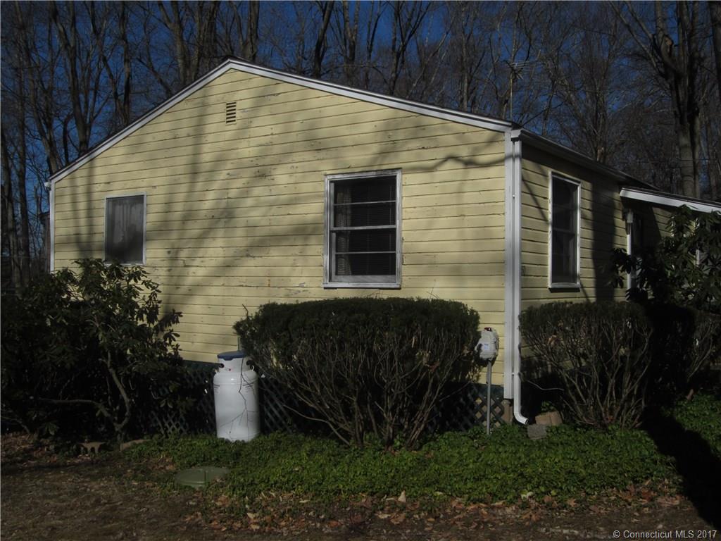 50 Island Beach Rd, Lebanon, CT 06249