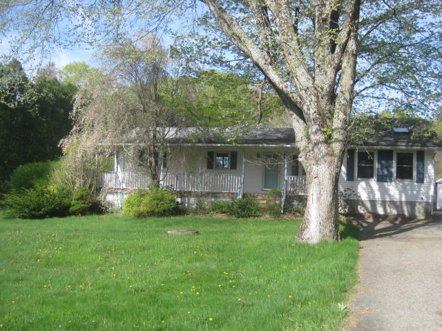 773 Beaumont HwyLebanon, CT, 06249New London County
