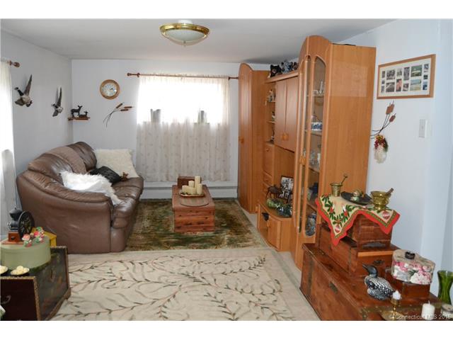 465 Stafford Rd, Mansfield, CT 06250