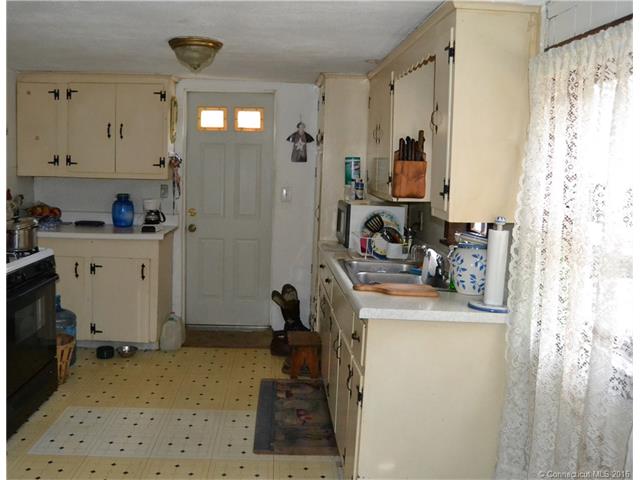 465 Stafford Rd, Mansfield, CT 06250