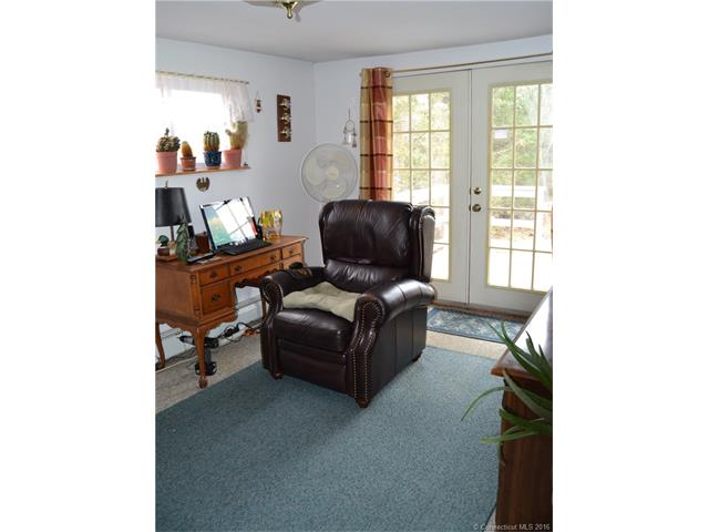 465 Stafford Rd, Mansfield, CT 06250