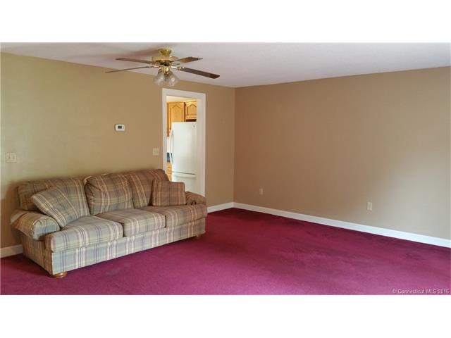 65 Independence Dr, Mansfield, CT 06250