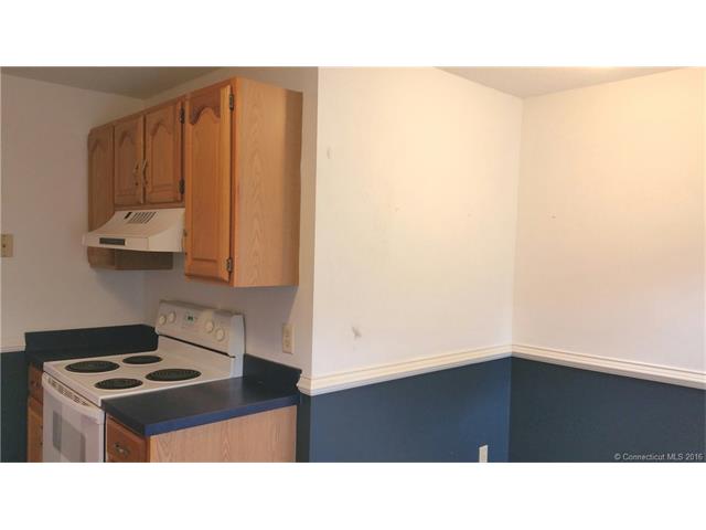 65 Independence Dr, Mansfield, CT 06250