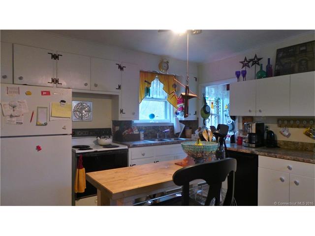 97 Mansfield Hollow Rd, Mansfield, CT 06250