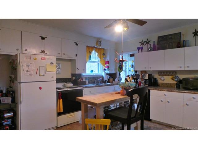 97 Mansfield Hollow Rd, Mansfield, CT 06250