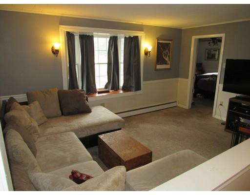 44 Red Bridge Rd, Thompson, CT 06255