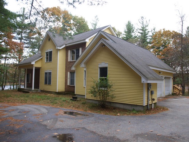 148 Fabyan RoadNorth Grosvenordale, CT, 06255Windham County
