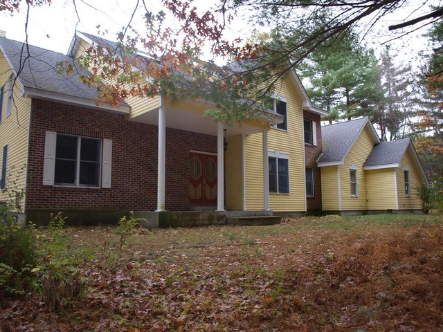 148 Fabyan RoadNorth Grosvenordale, CT, 06255Windham County