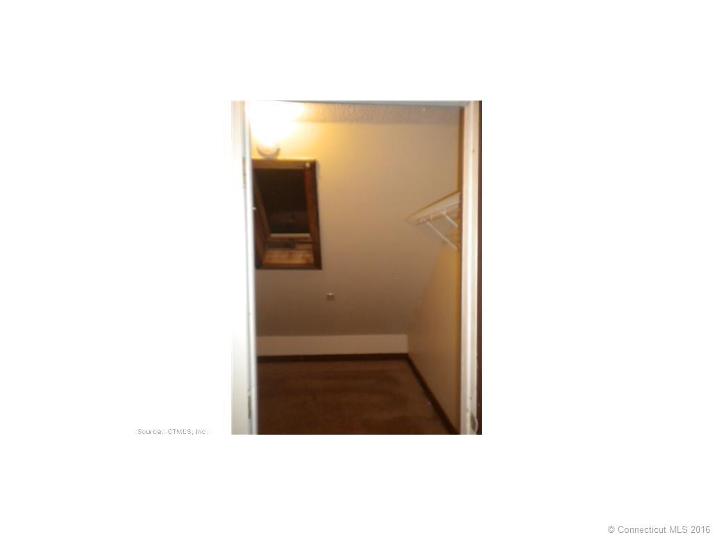 29 Boston Post Rd, Windham, CT 06256