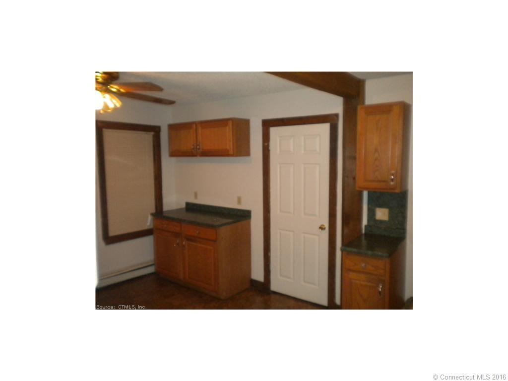 29 Boston Post Rd, Windham, CT 06256