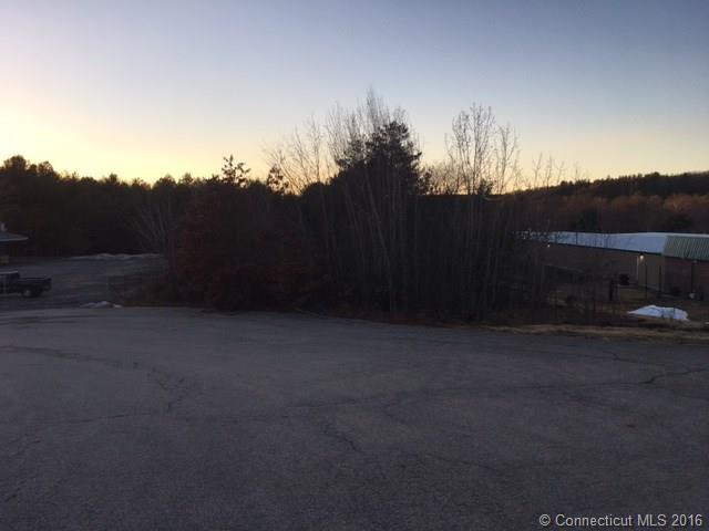 129 Park Rd, Putnam, CT 06260