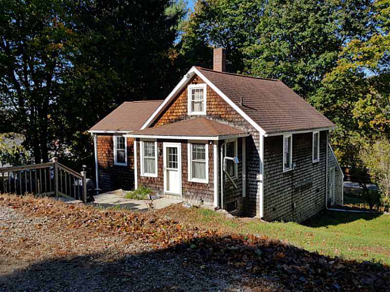 439 SCHOOL ST, Putnam, CT 06260