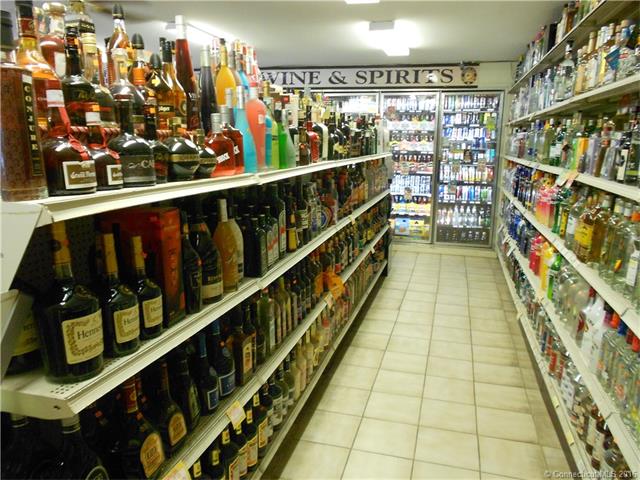 15 mechanics, Putnam, CT 06260