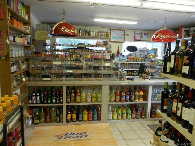 15 mechanics, Putnam, CT 06260
