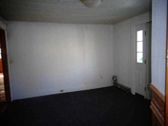 Putnam, CT 06260