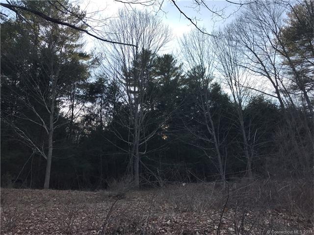 340 Sabin St, Putnam, CT 06260