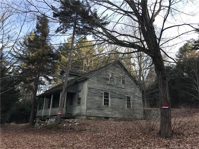 340 Sabin St, Putnam, CT 06260