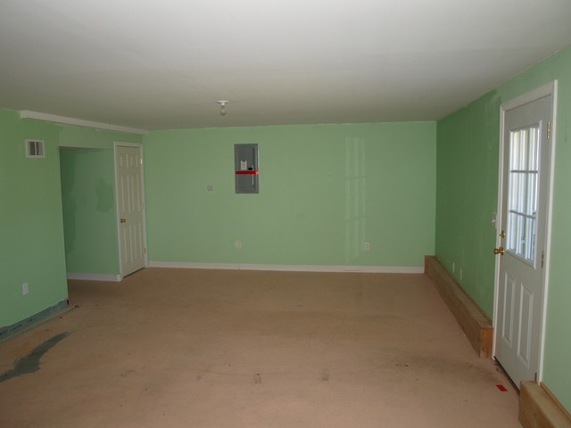 297 Sabin St Unit 8Putnam, CT, 06260Windham County