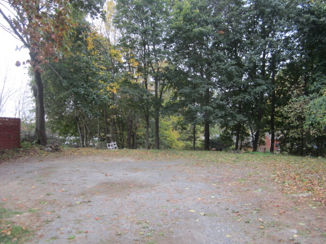 31 Grove StPutnam, CT, 06260Windham County
