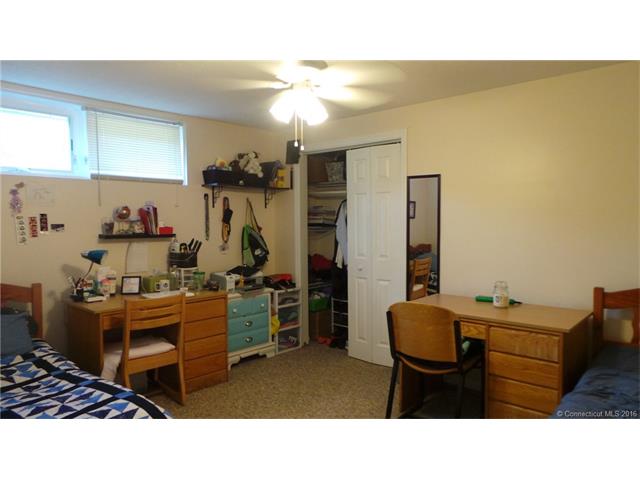 3 College Park, Mansfield, CT 06268