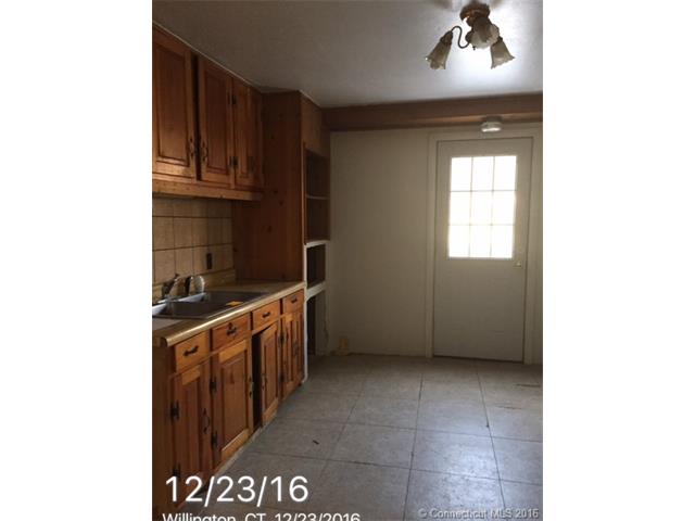 373 Tolland Tpke, Willington, CT 06279