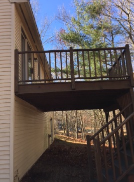 42 Burt Latham Rd, Willington, CT 06279