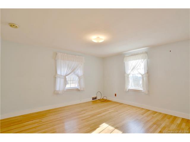 228 Senexet Rd, Woodstock, CT 06281