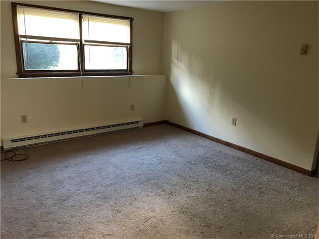 191 Oneco Ave, New London, CT 06320