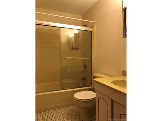 191 Oneco Ave, New London, CT 06320