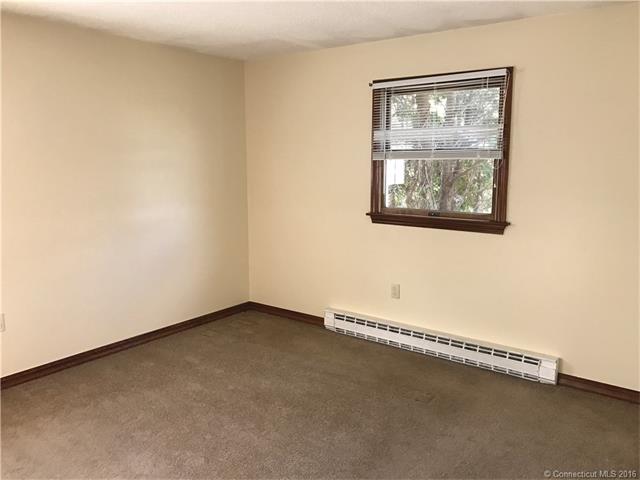 191 Oneco Ave, New London, CT 06320