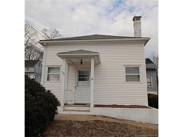 195 Vauxhall St, New London, CT 06320