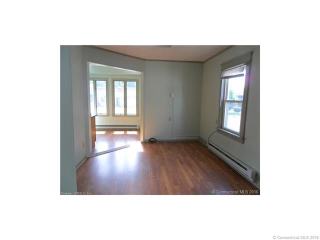 472Ocean Ave, New London, CT 06320