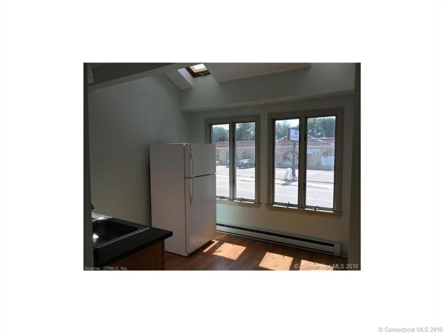 472Ocean Ave, New London, CT 06320