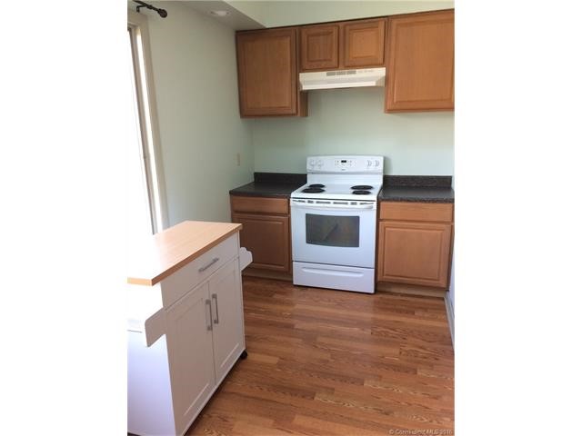 472Ocean Ave, New London, CT 06320